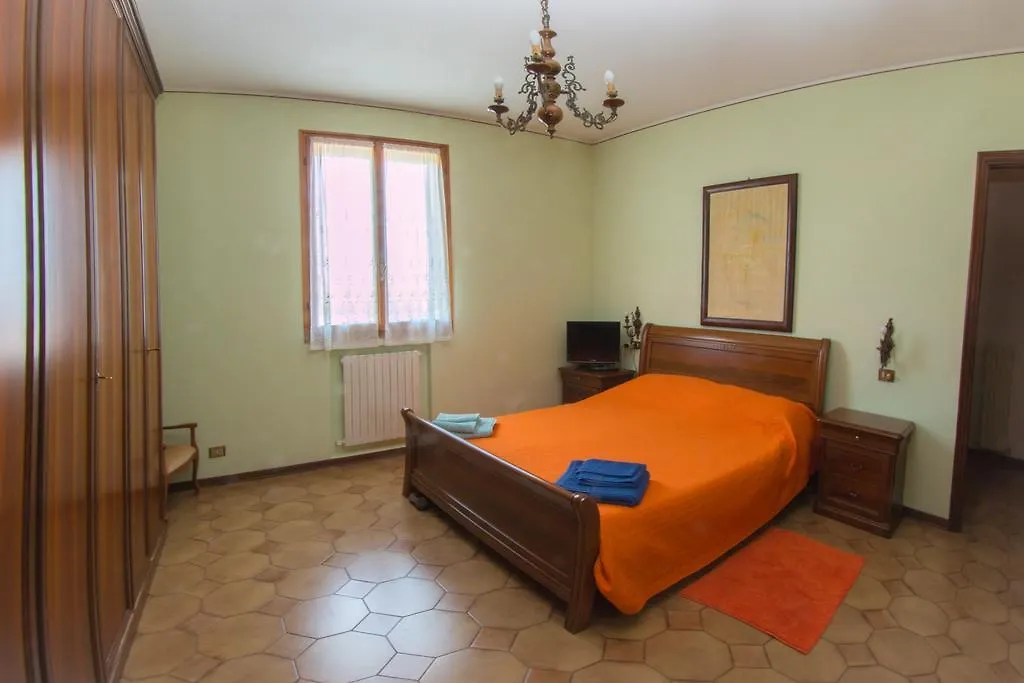 Bed&Breakfast Ferrari Castelvetro di Modena 0*,  Italie